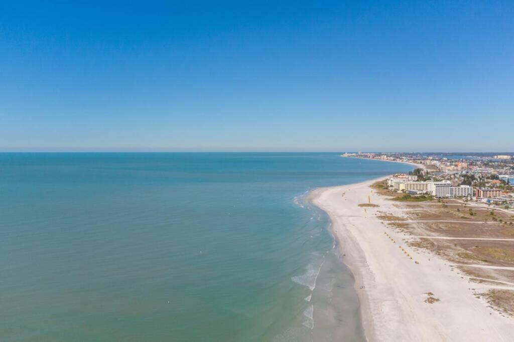 102-Tiny Treasure-Waterfront With Heated Pool Leilighet St. Pete Beach Eksteriør bilde